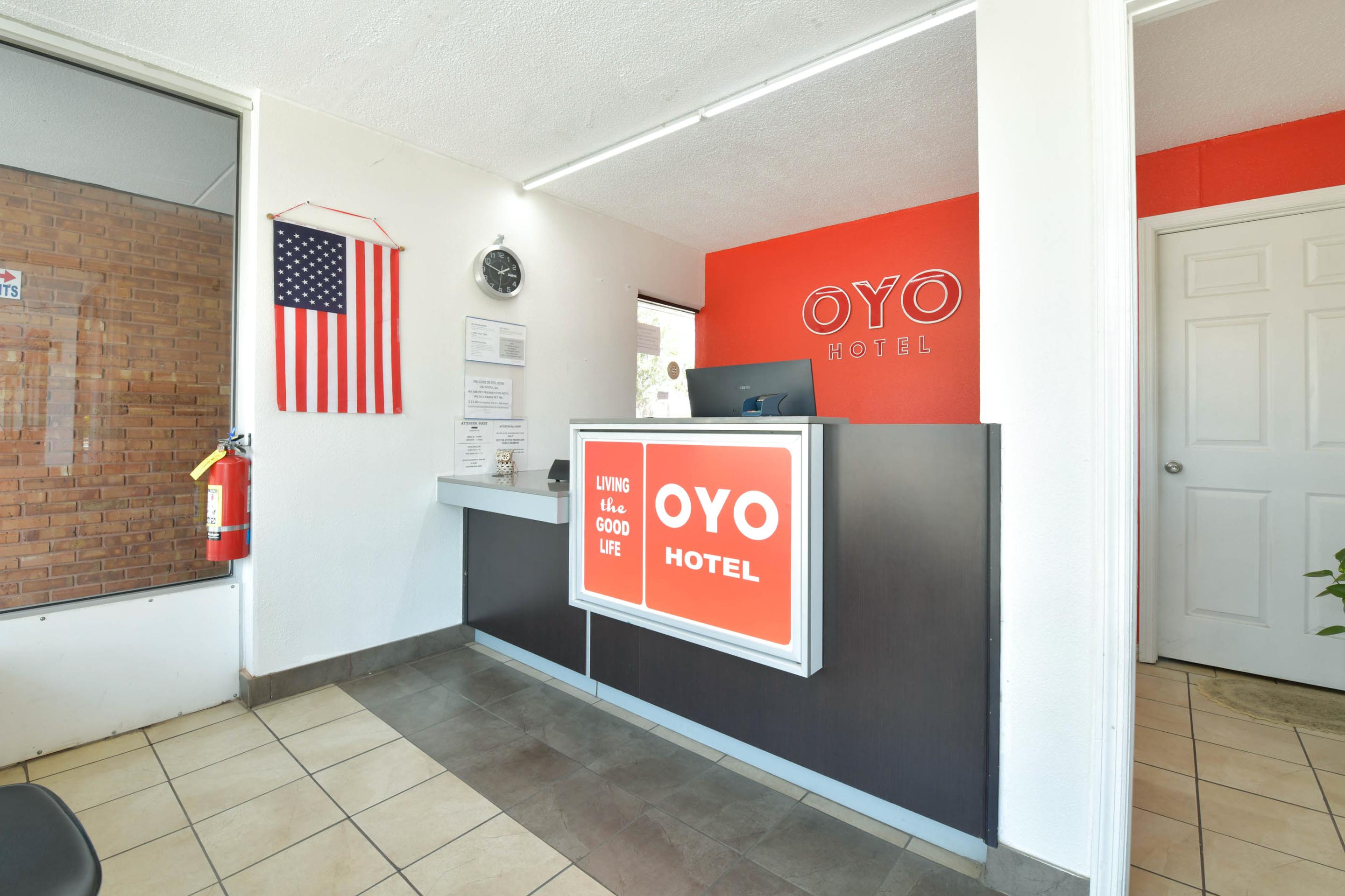 Oyo 格鲁吉亚弗多斯塔i-75酒店 瓦尔多斯塔 外观 照片